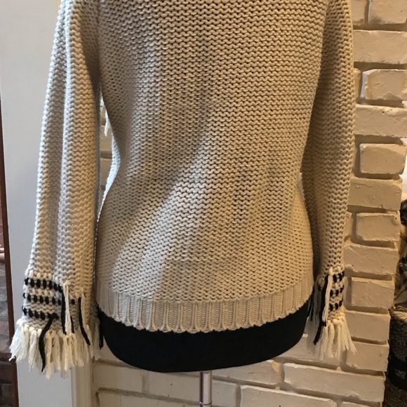 For Love and Lemons Sweater - Picture 4 of 6